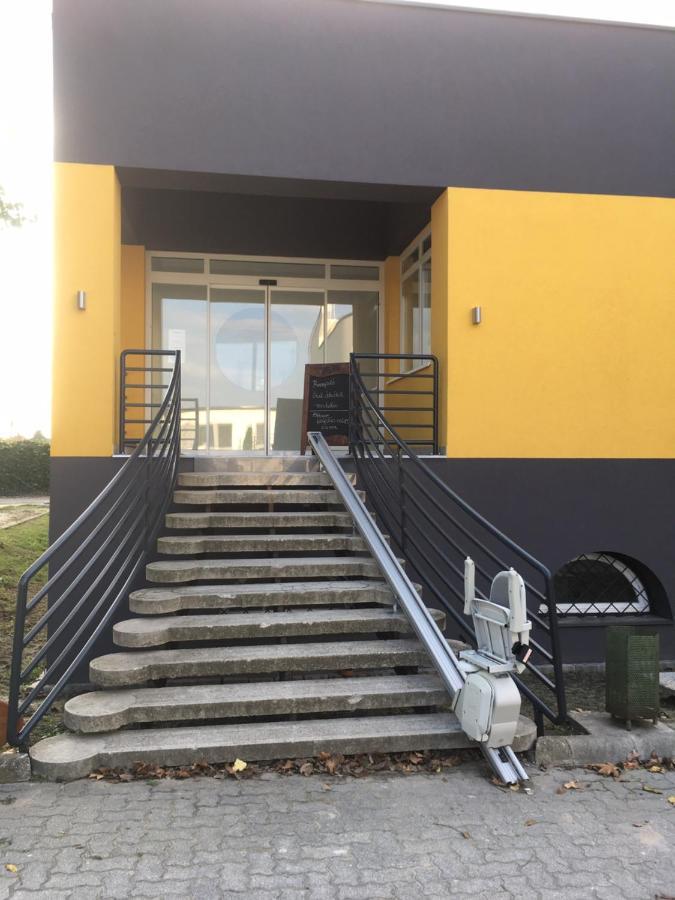 Guest house Nautilus Etterem Es Panzio Dabas