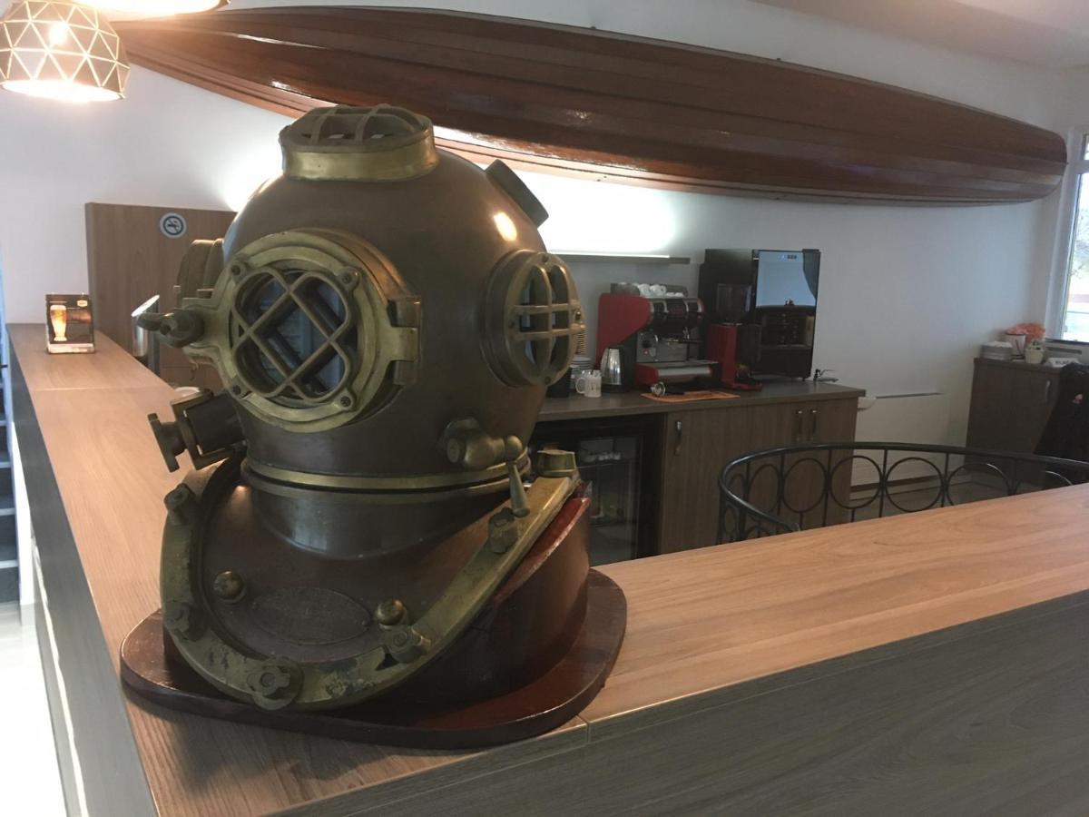 Nautilus Etterem Es Panzio 2*